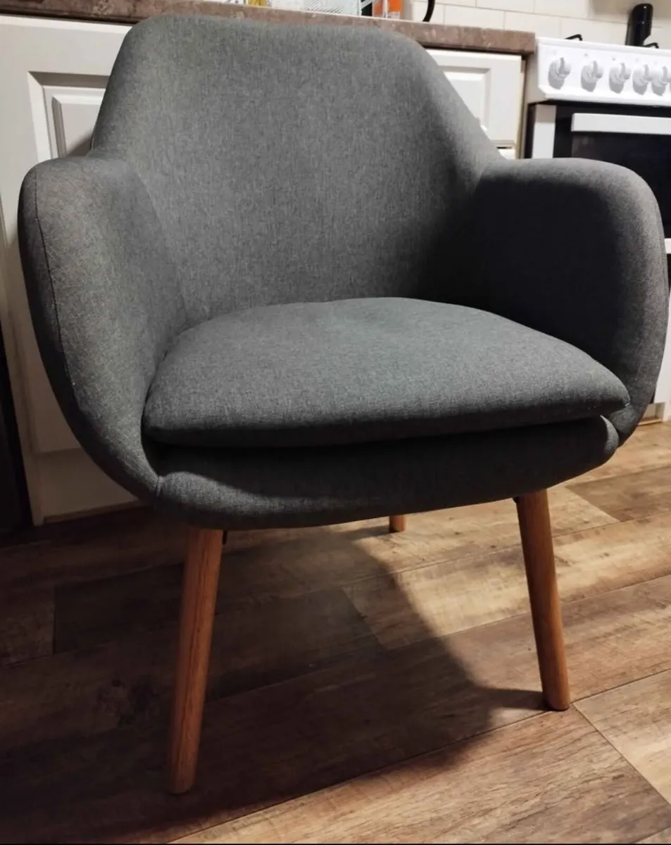 Armchairs - Image 1