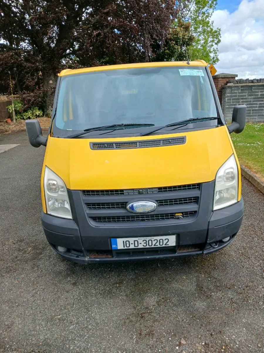 Van - Image 1