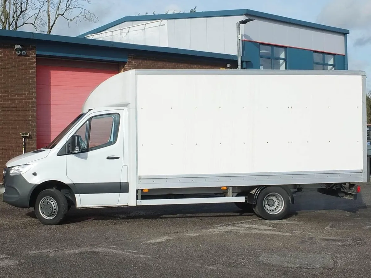 2022 Mercedes-Benz Sprinter Luton Box Van - Image 1