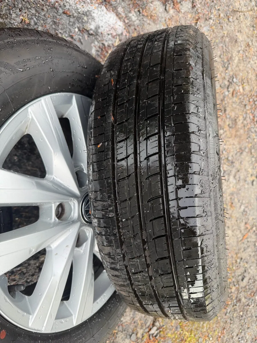 VW Transporter 16”Clayton alloys - Image 3