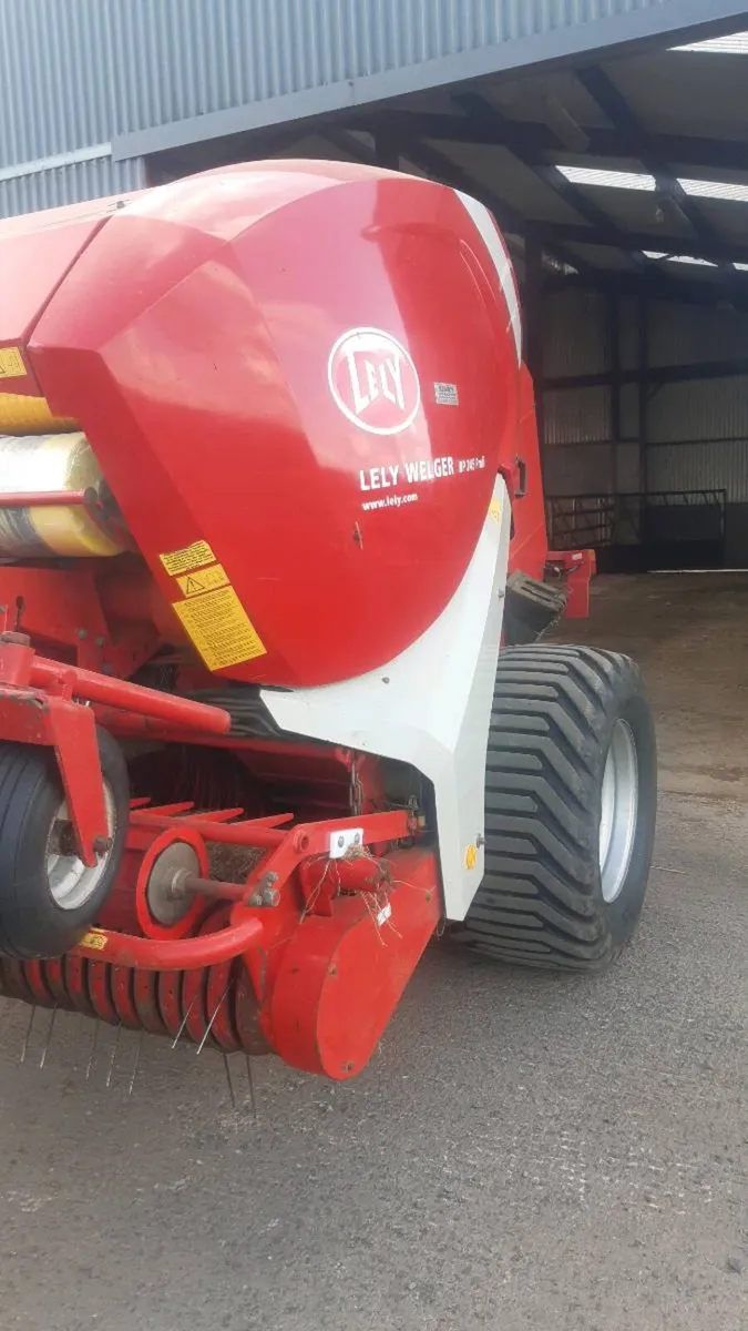 2012 Welger profi baler - Image 1