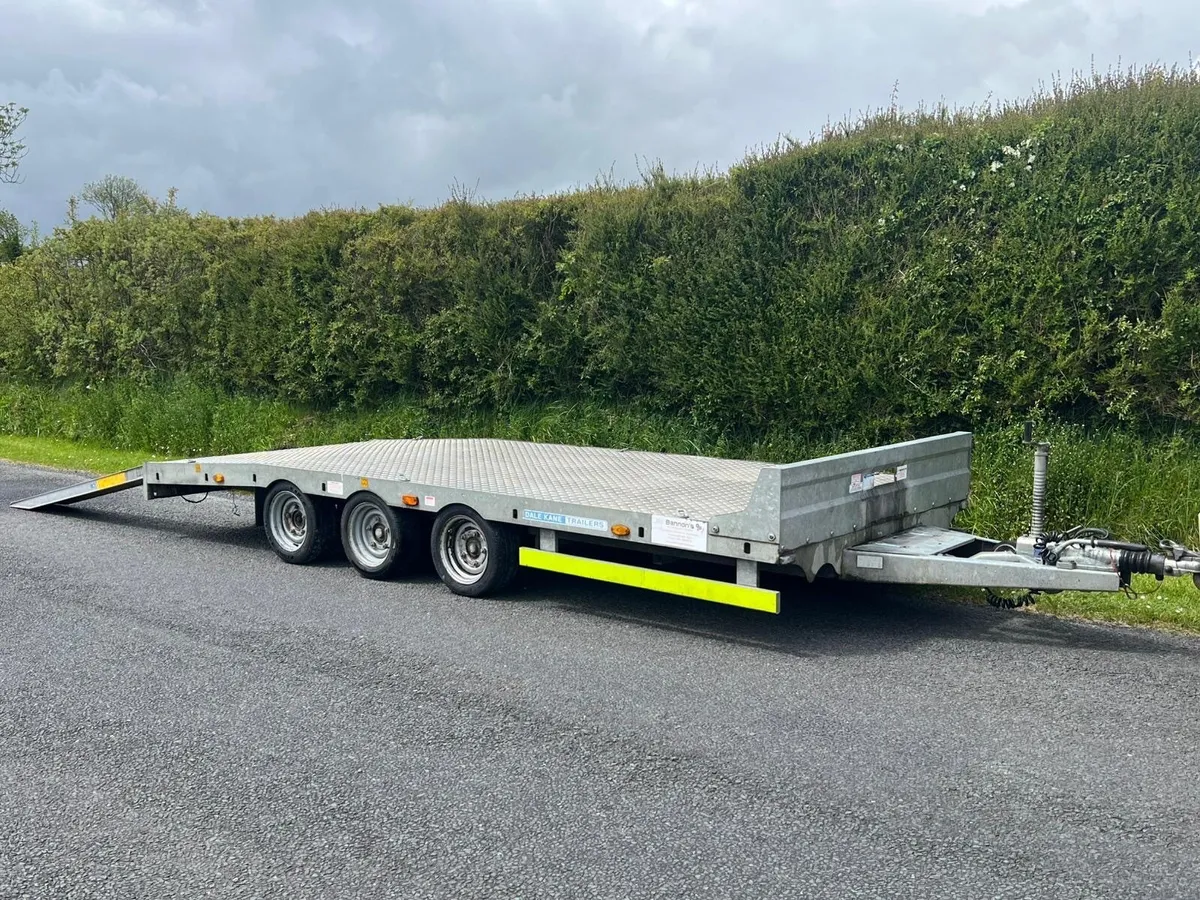 Car transporter trailer - Image 1
