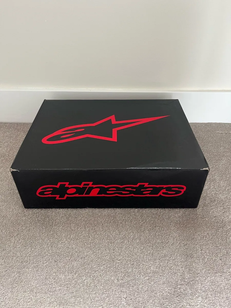 Alpinestars SMX-6 v2 Boots - Size EU39 - Image 2