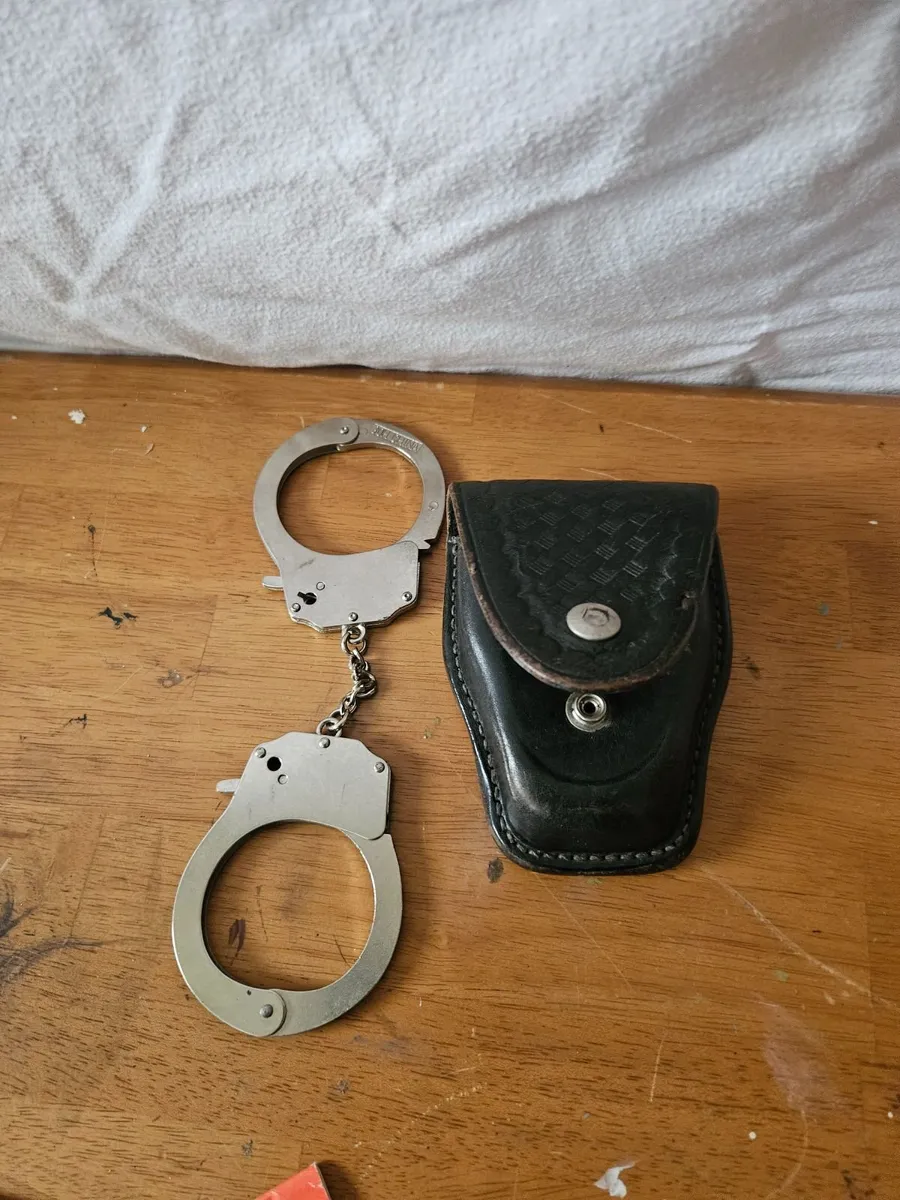 Police Handcuffs and Pouch - Image 1