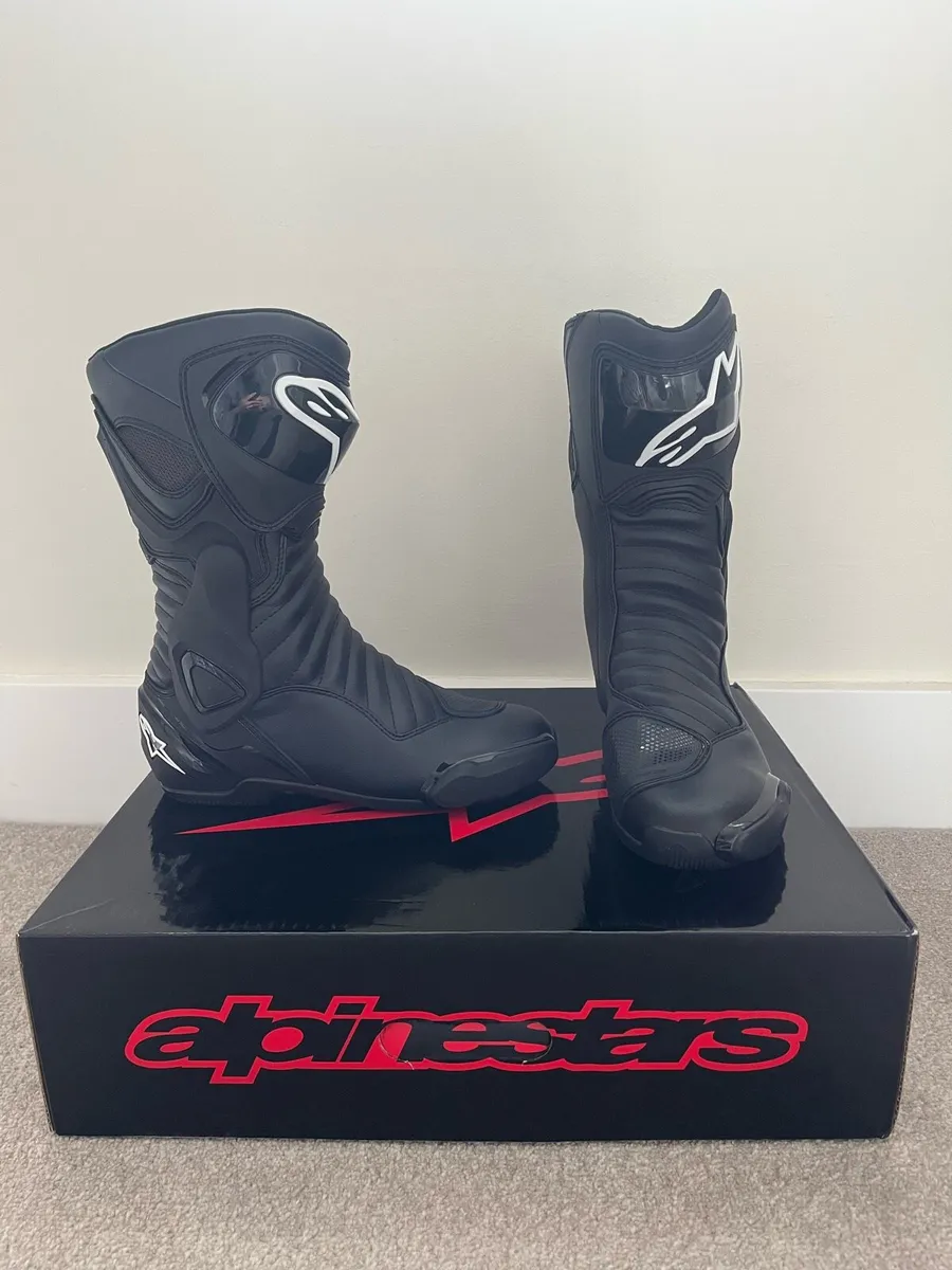 Alpinestars SMX-6 v2 Boots - Size EU39 - Image 1