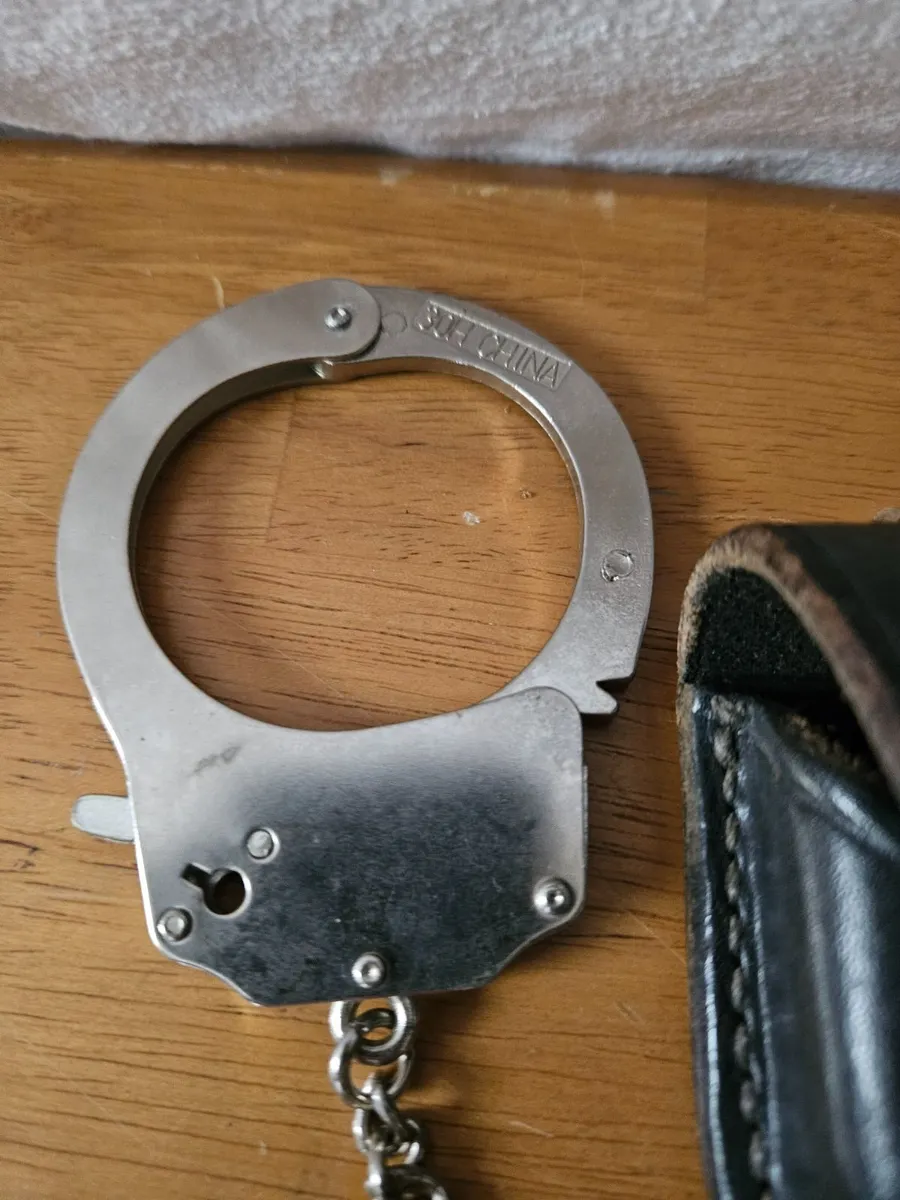 Police Handcuffs and Pouch - Image 3