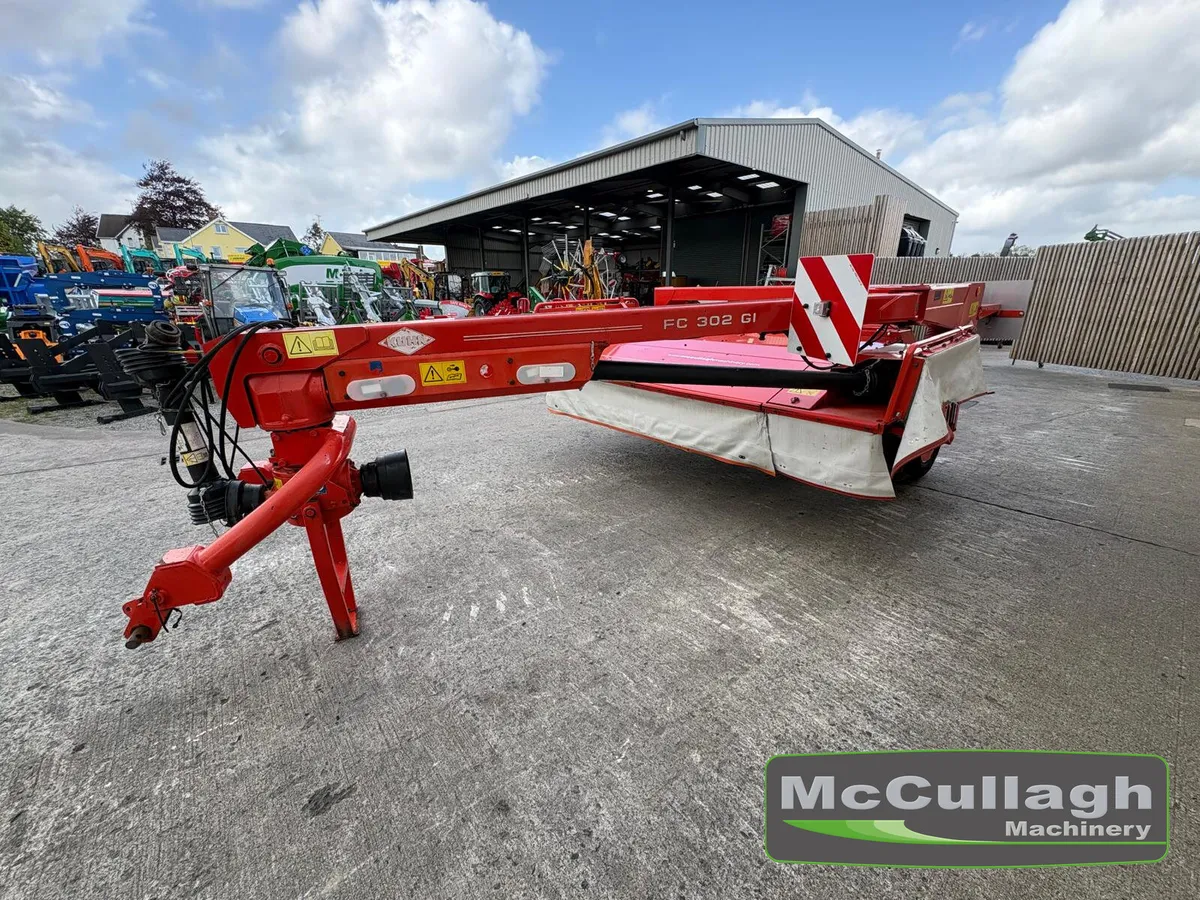 Used Kuhn 302 10ft Trailed Mower Conditioner - Image 4