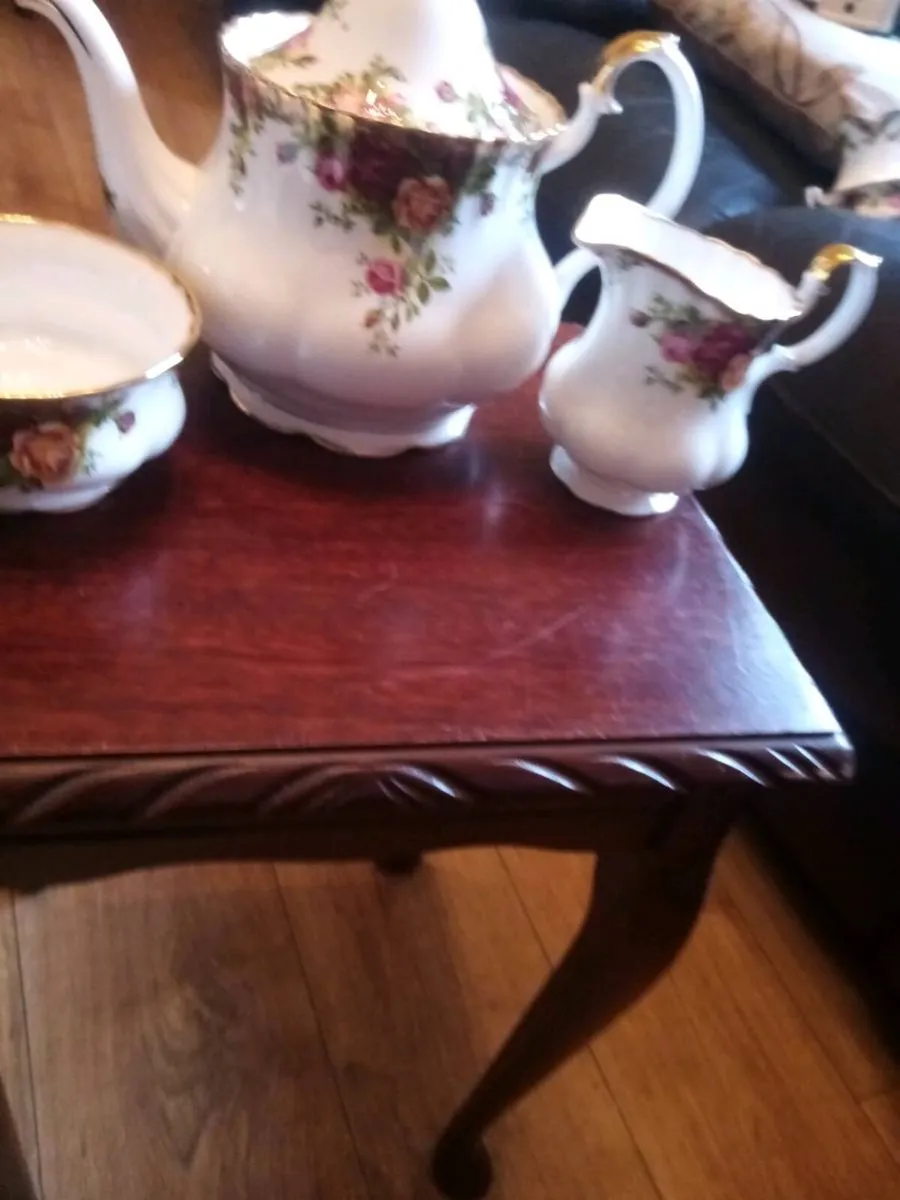 Old country rose - Image 4