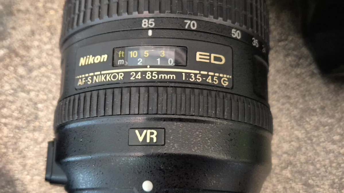 Nikon D2Xs Extremely Low Shutter Count of 12794 - Image 4