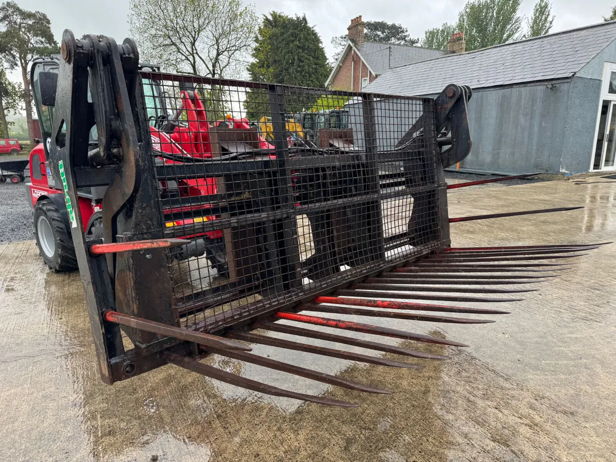 Albut Heavy Duty Push Off Buck Rake - Image 2
