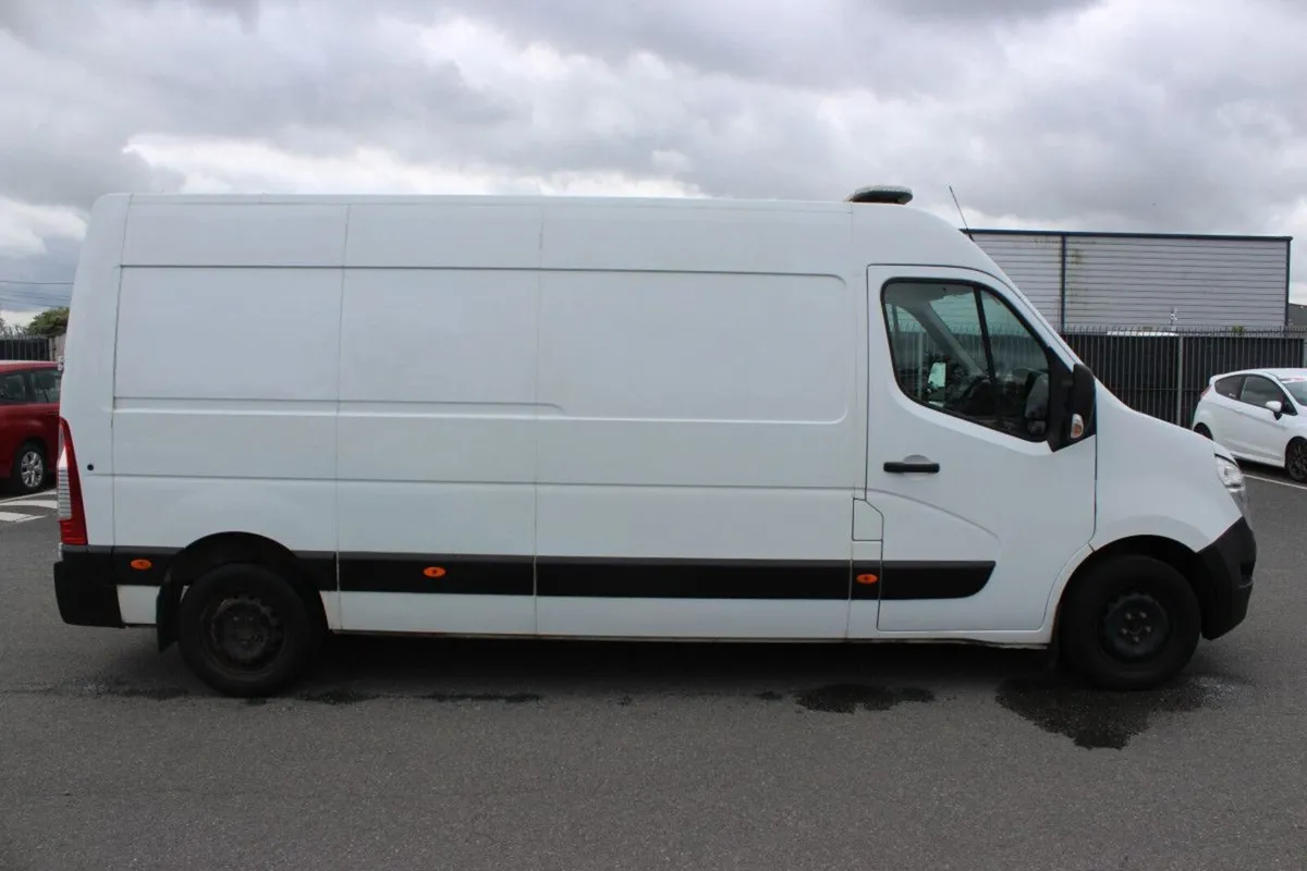 Nissan NV400 NV400 L3 H2 FWD 130 270 REAR D- TENDE - Image 3