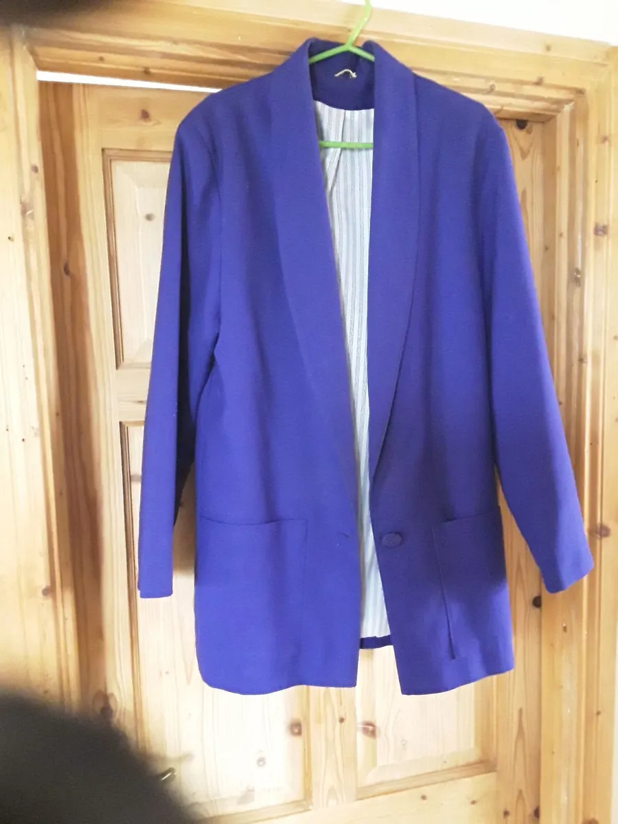 Lovely ladies purple jacket as new - Image 1