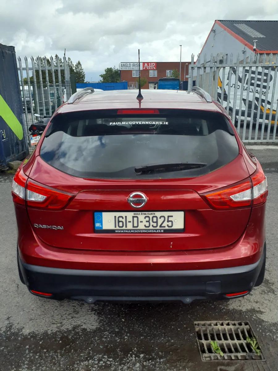 Nissan Qashqai 2016 Clearance Sale - Image 3