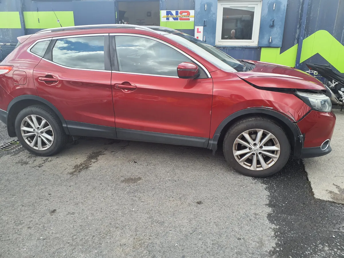 Nissan Qashqai 2016 Clearance Sale - Image 2