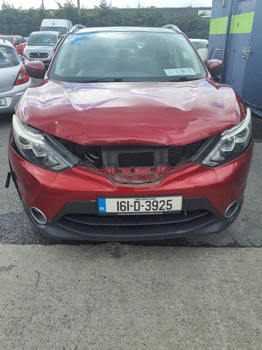 Nissan Qashqai 2016 Clearance Sale - Image 1