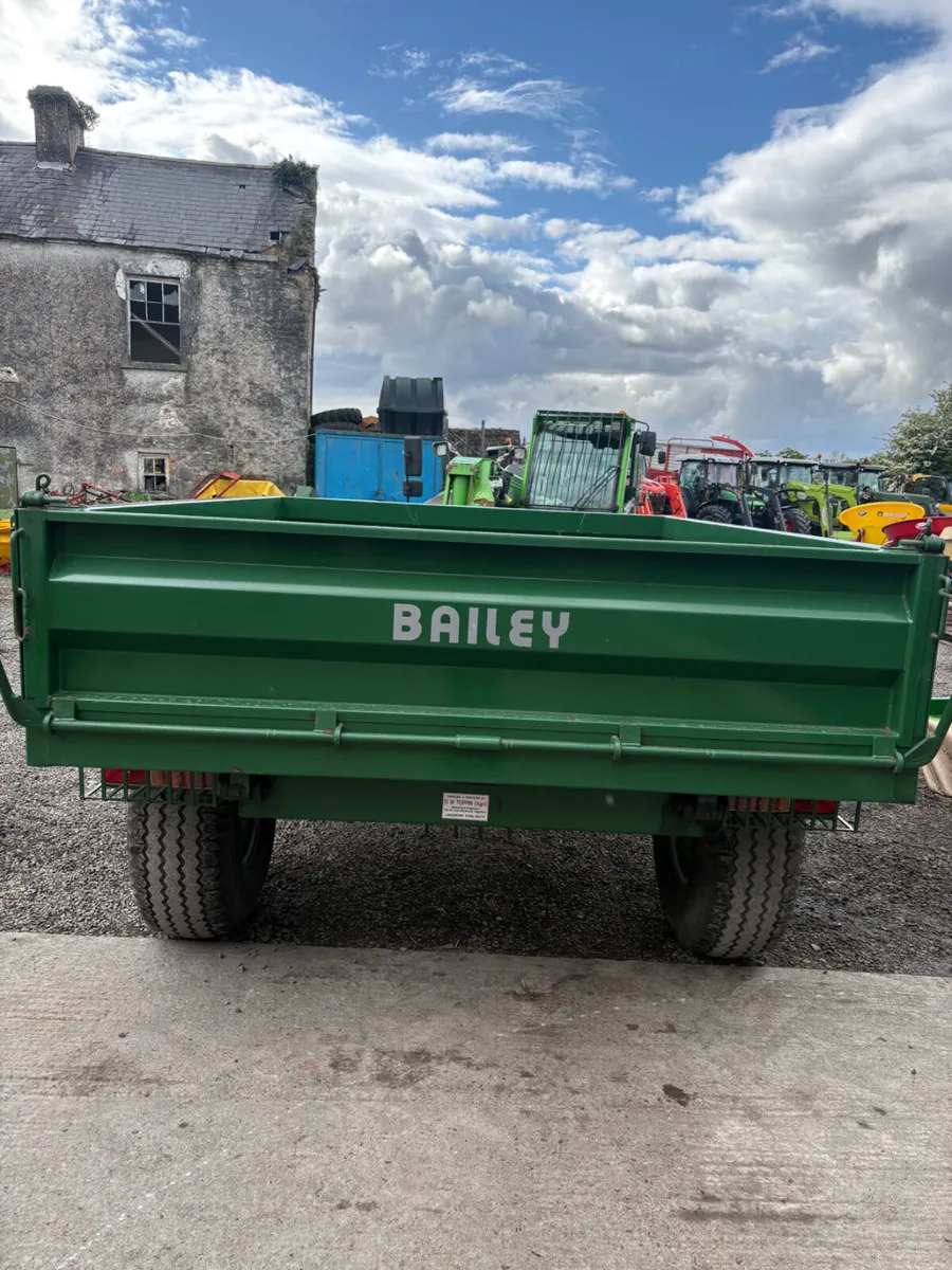 Bailey Tipping Trailer - Image 2