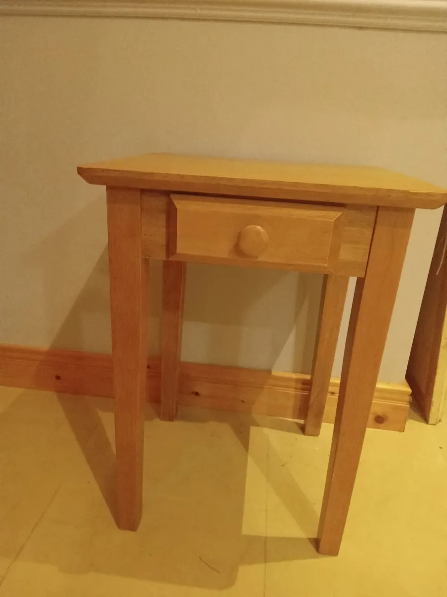 Lamp tables - Image 1
