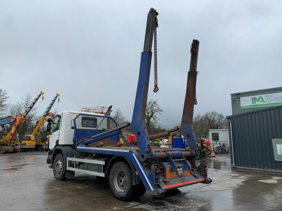 UNRESERVED SCANIA SKIP TRUCK FOR AUCTION TOMORROW! - Image 3