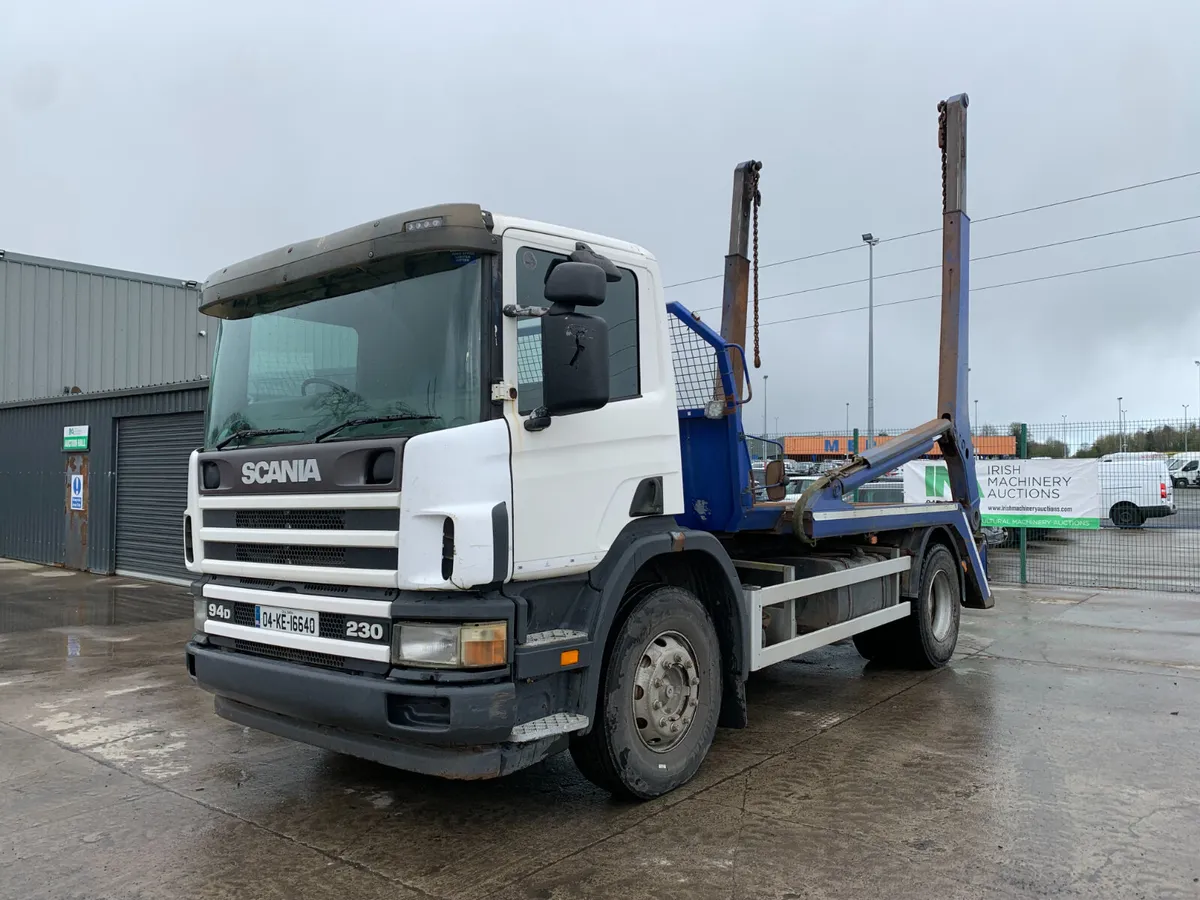 UNRESERVED SCANIA SKIP TRUCK FOR AUCTION TOMORROW! - Image 1