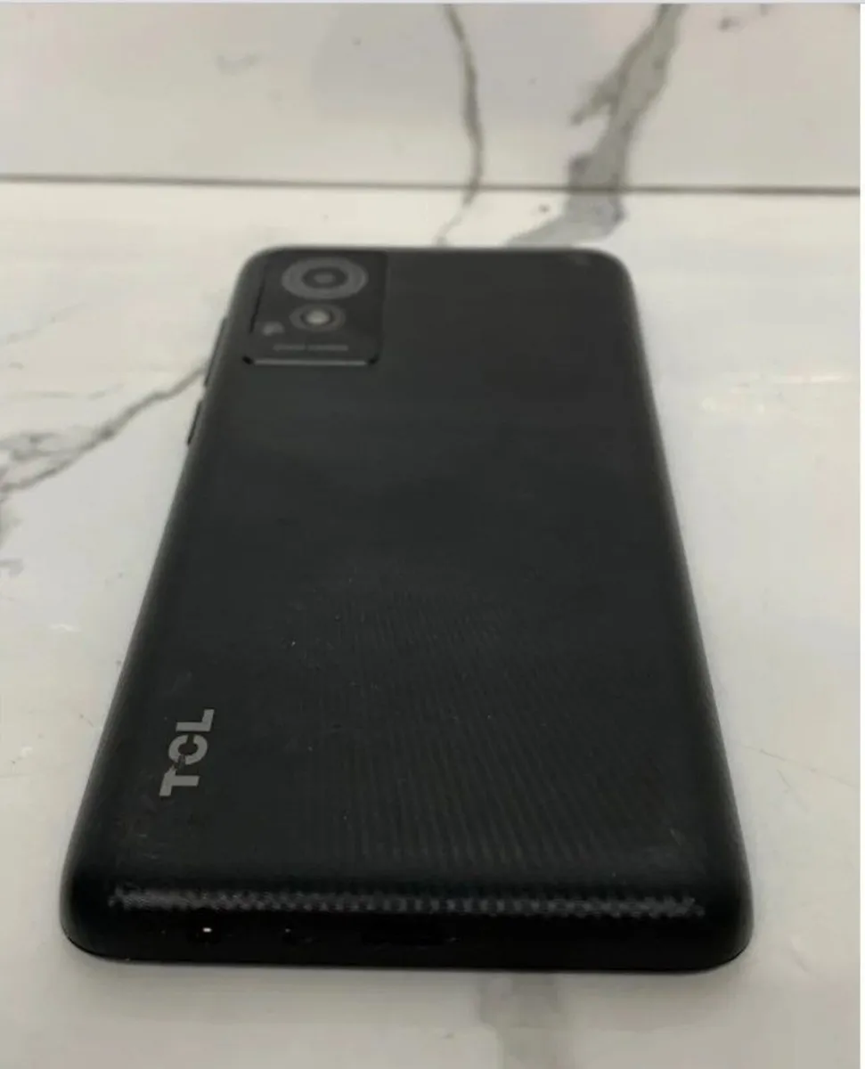 TCL 501 32GB smartphone Black - Slightly faulty - Image 4