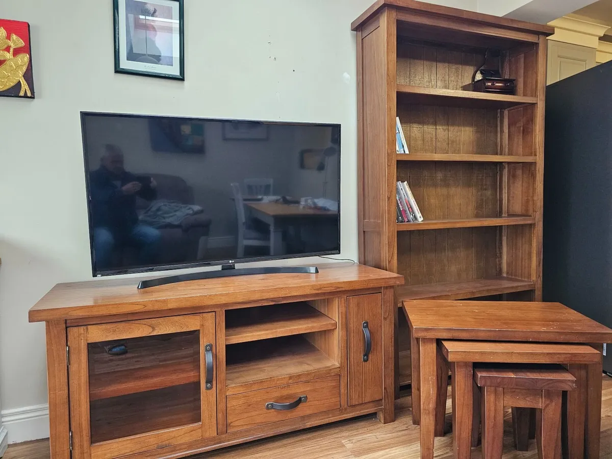 House move; large selection of furniture - Image 3