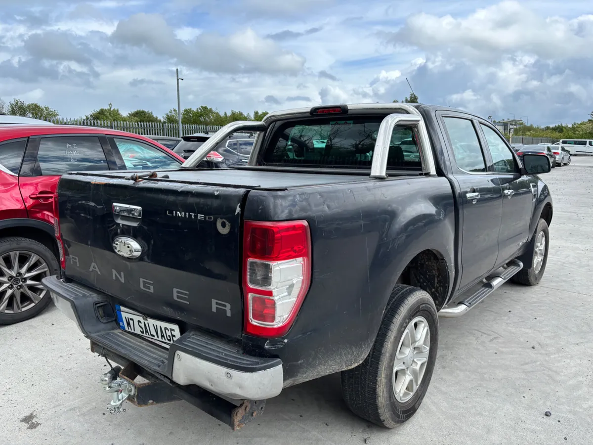 14 Ranger 2.2 Diesel Limited 217km Drives - Image 3
