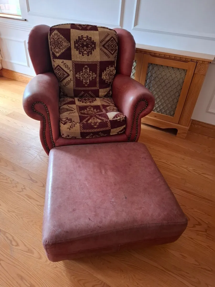 Suite of furniture - Image 3