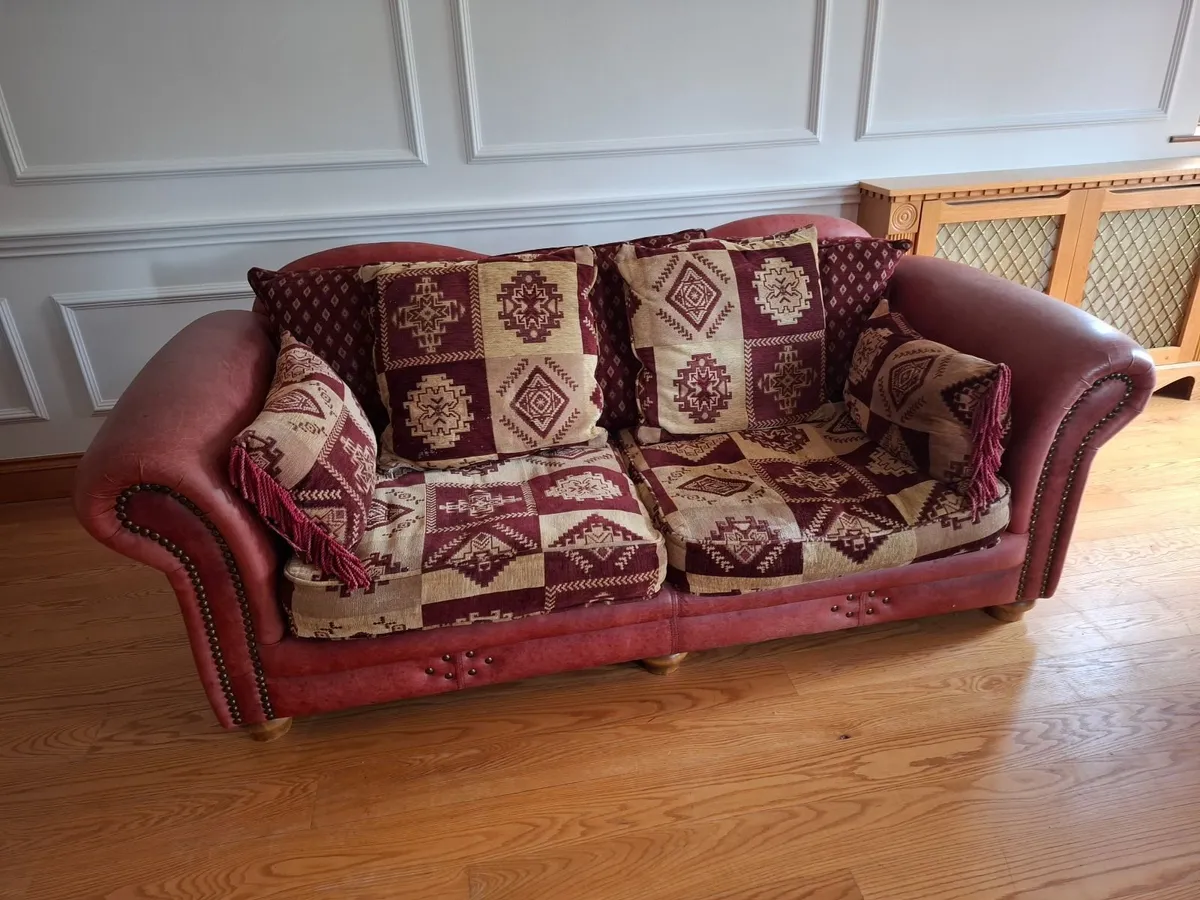 Suite of furniture - Image 2