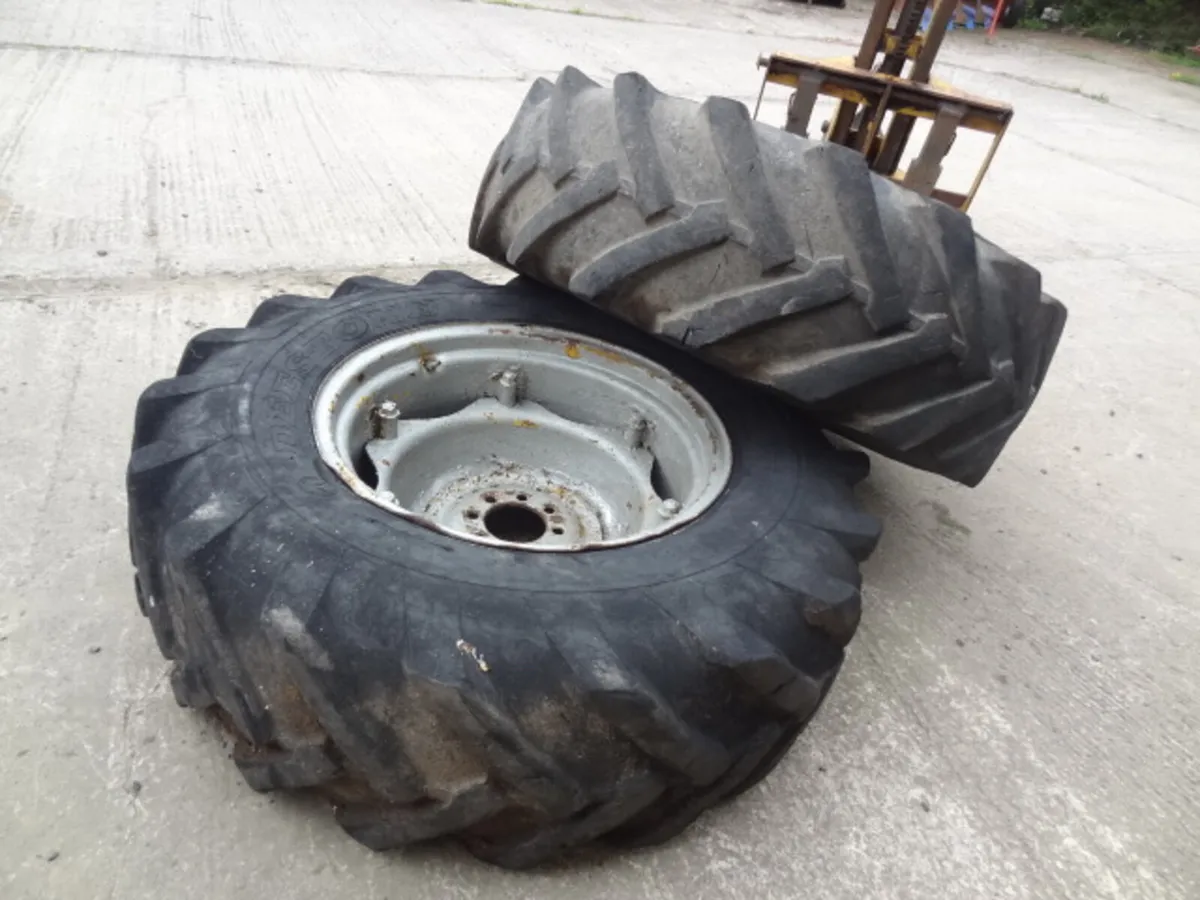 Tractor Wheels 15.5/80r24 - Image 1