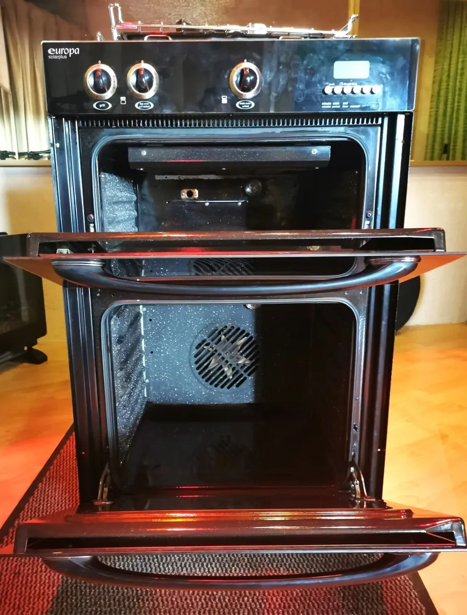 Europa Solarplus Double Oven – Excellent Condition - Image 2