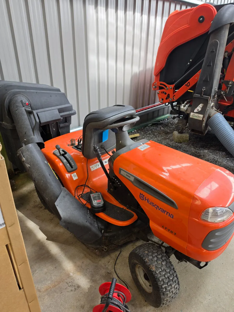 Husqvarna LT151 - Image 2