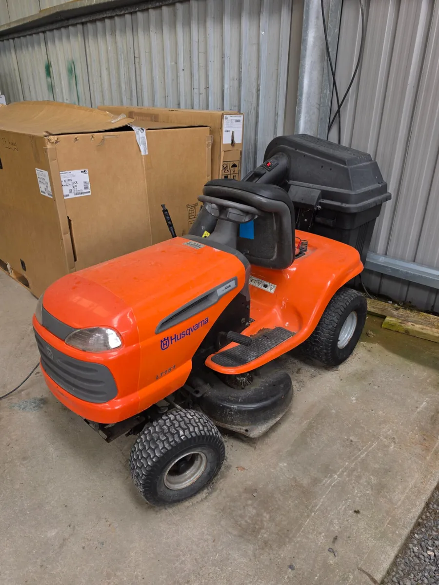 Husqvarna LT151 - Image 1