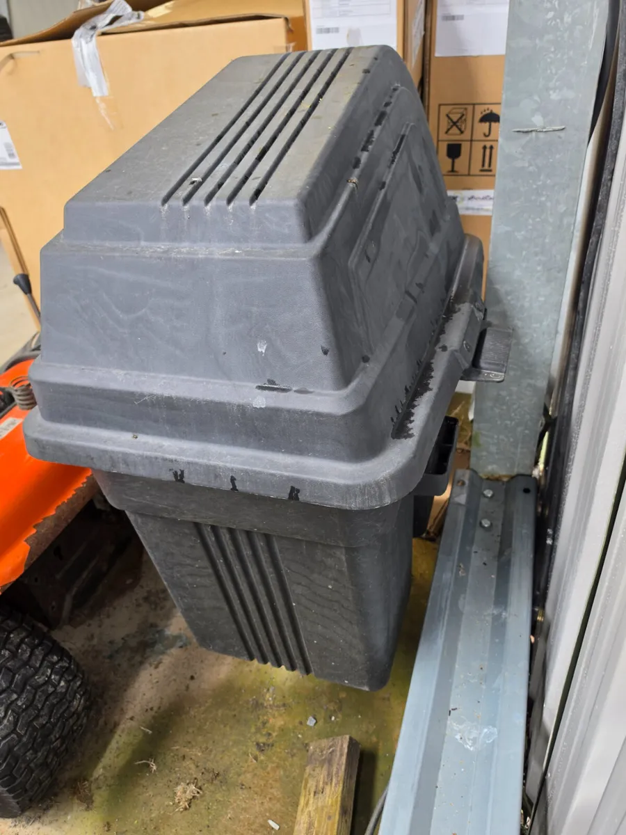 Husqvarna LT151 - Image 4