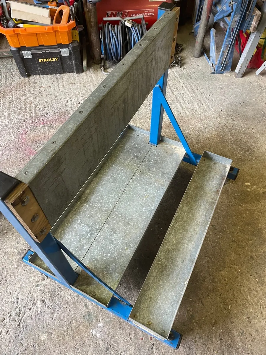 Outboard engine trolly - Image 1