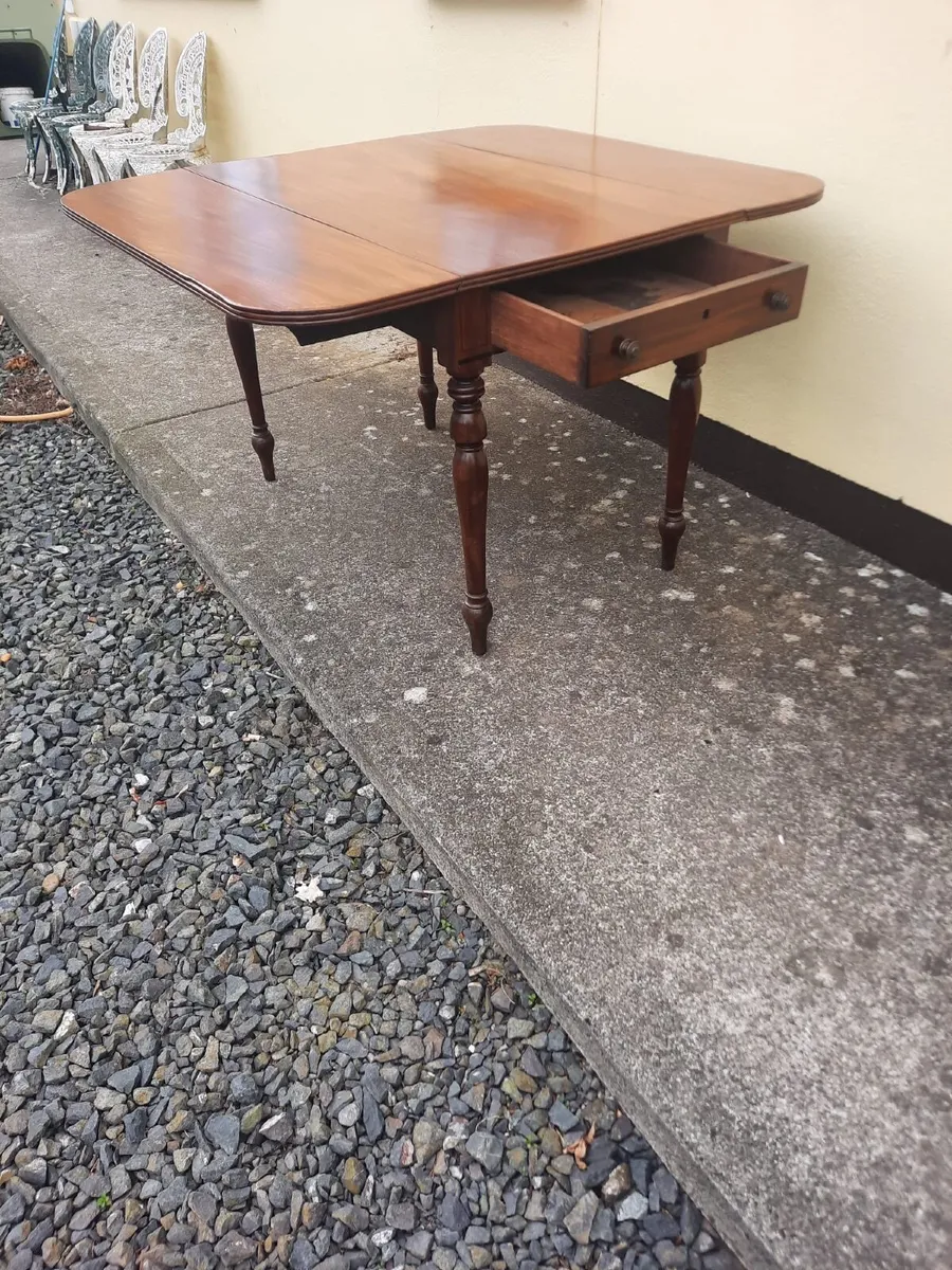 Antique Pembroke table - Image 3