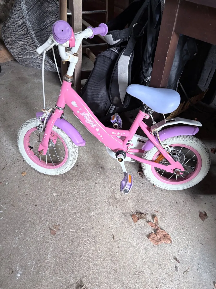 Girls bike