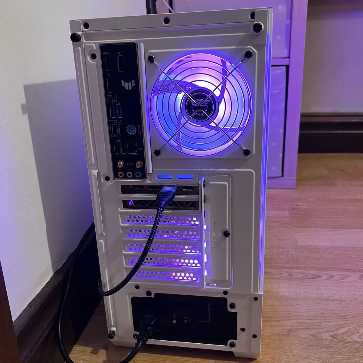 Gaming pc + Keyboard & Mouse - Image 2