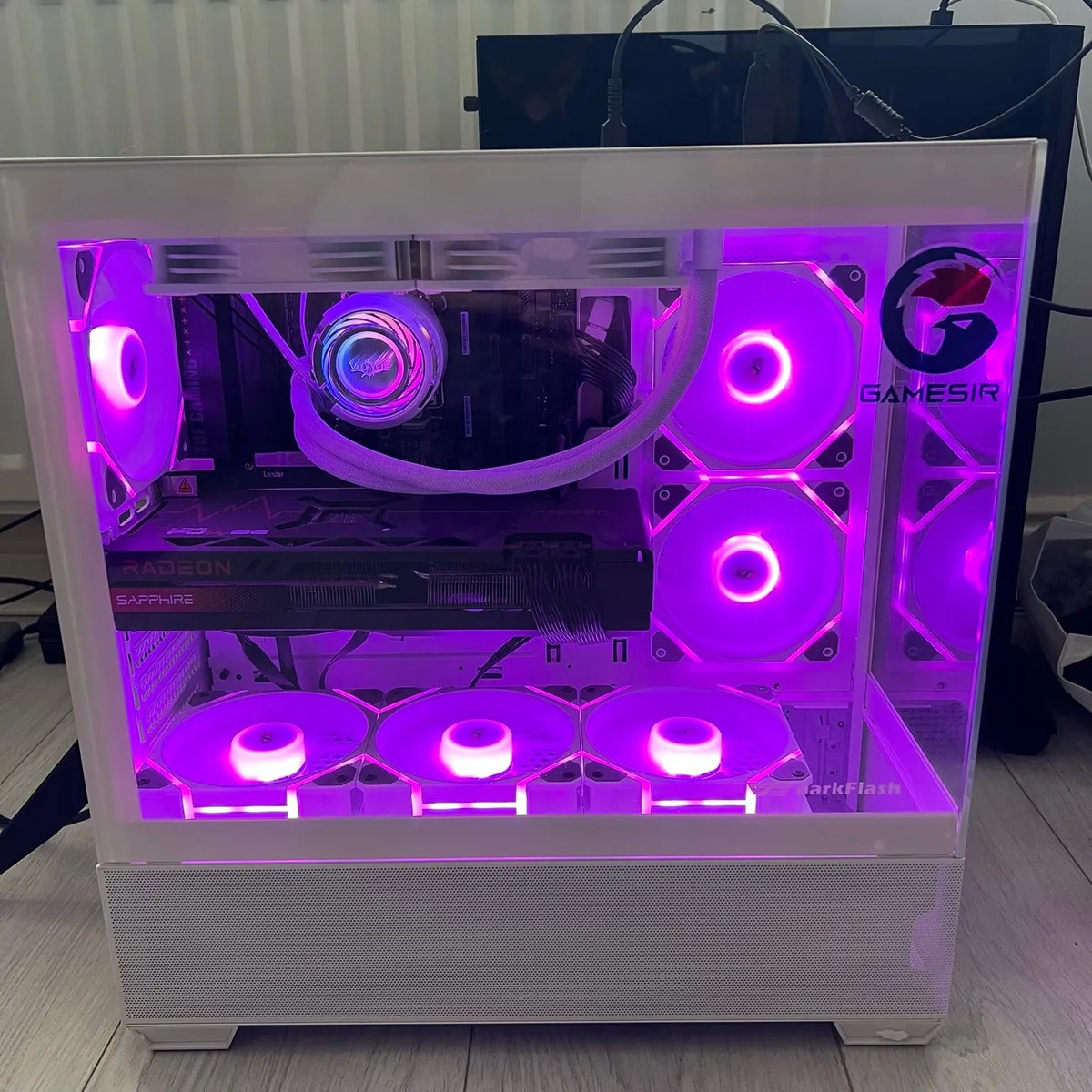 Gaming pc + Keyboard & Mouse - Image 1