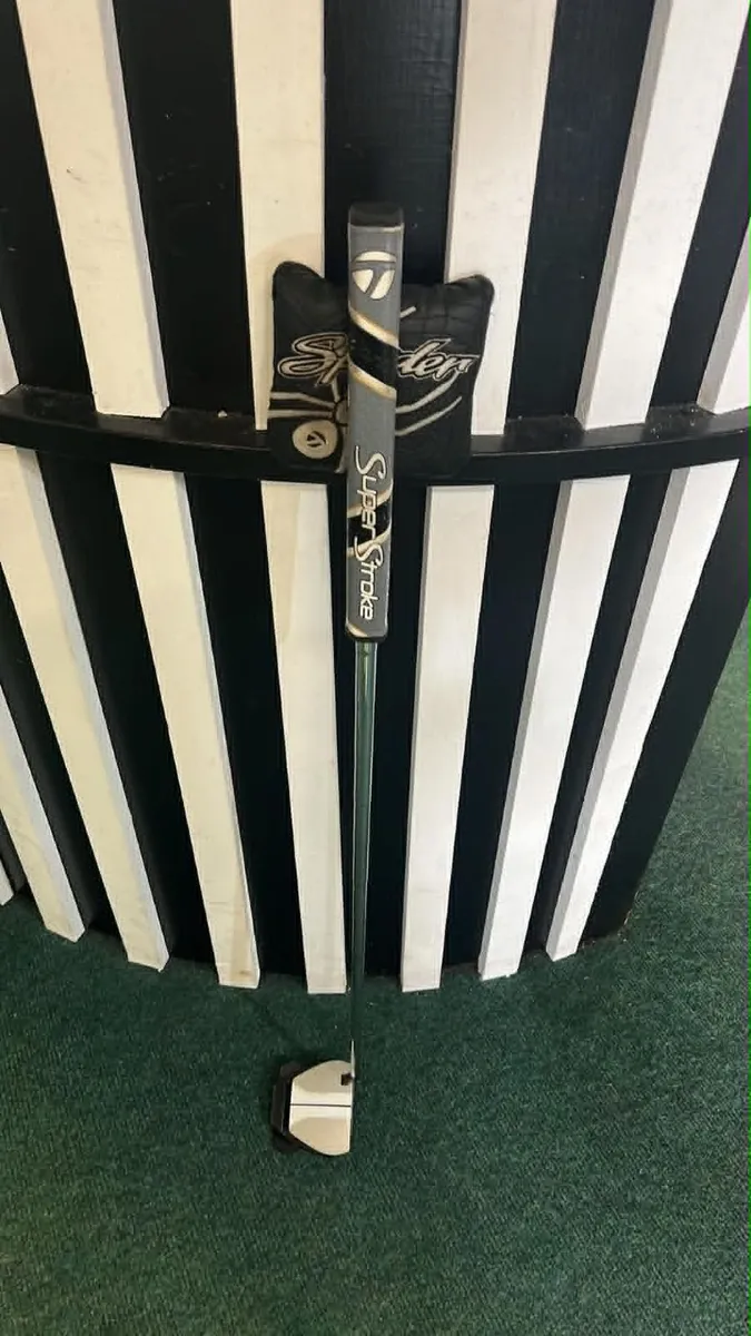 Taylormade Spider GT 35' Superstroke Grip €185 - Image 4