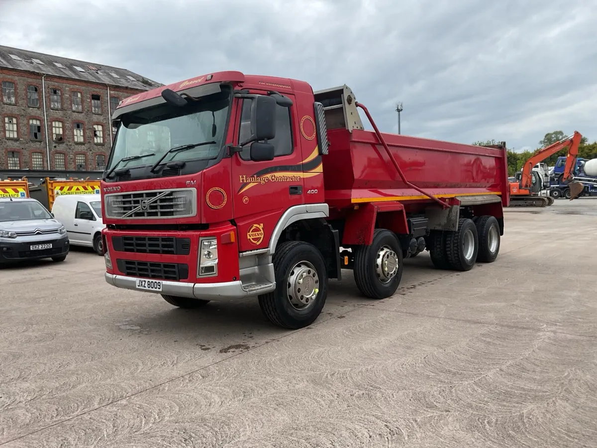 2008 Volvo FM400 8x4 Steel Tipper - Image 3