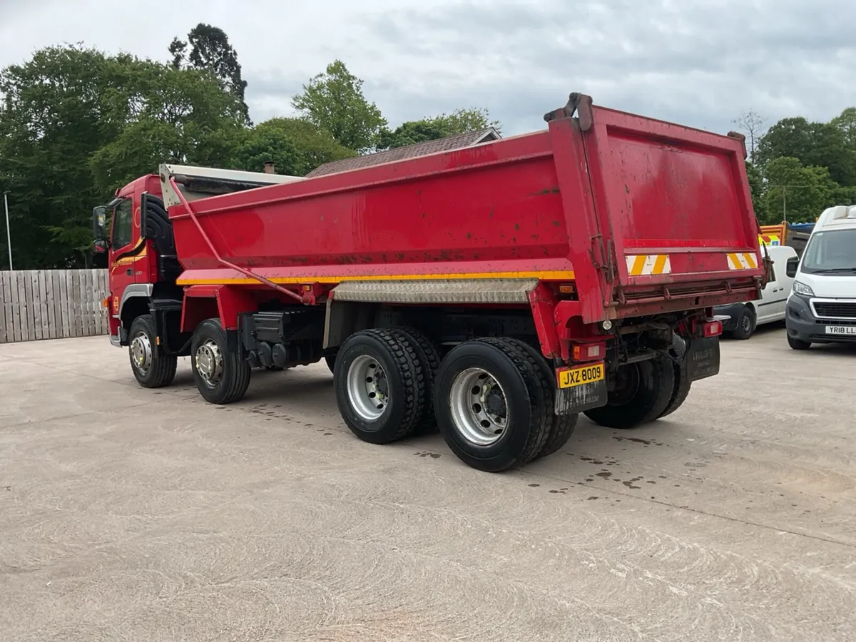 2008 Volvo FM400 8x4 Steel Tipper - Image 4
