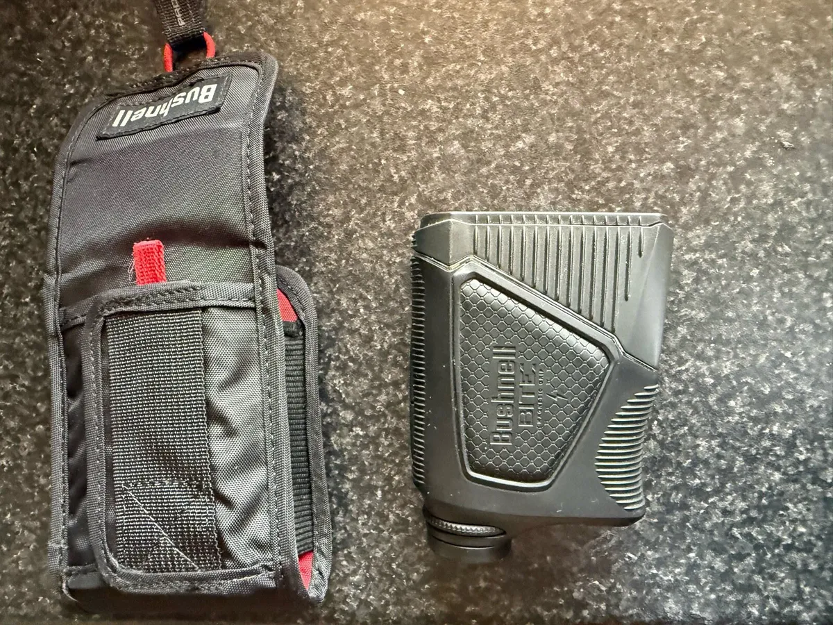Bushnell Pro XE Rangefinder - Image 4