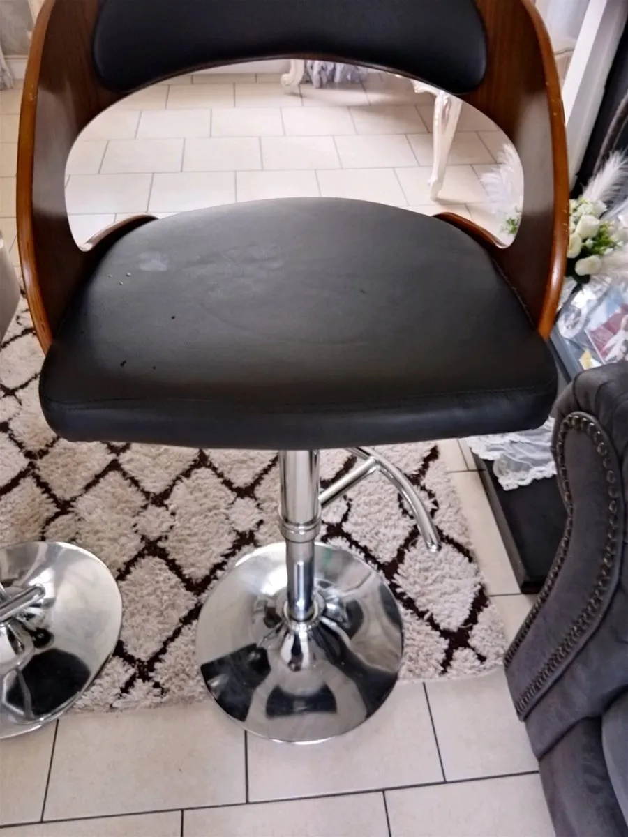 Two kitchen stools - Image 4