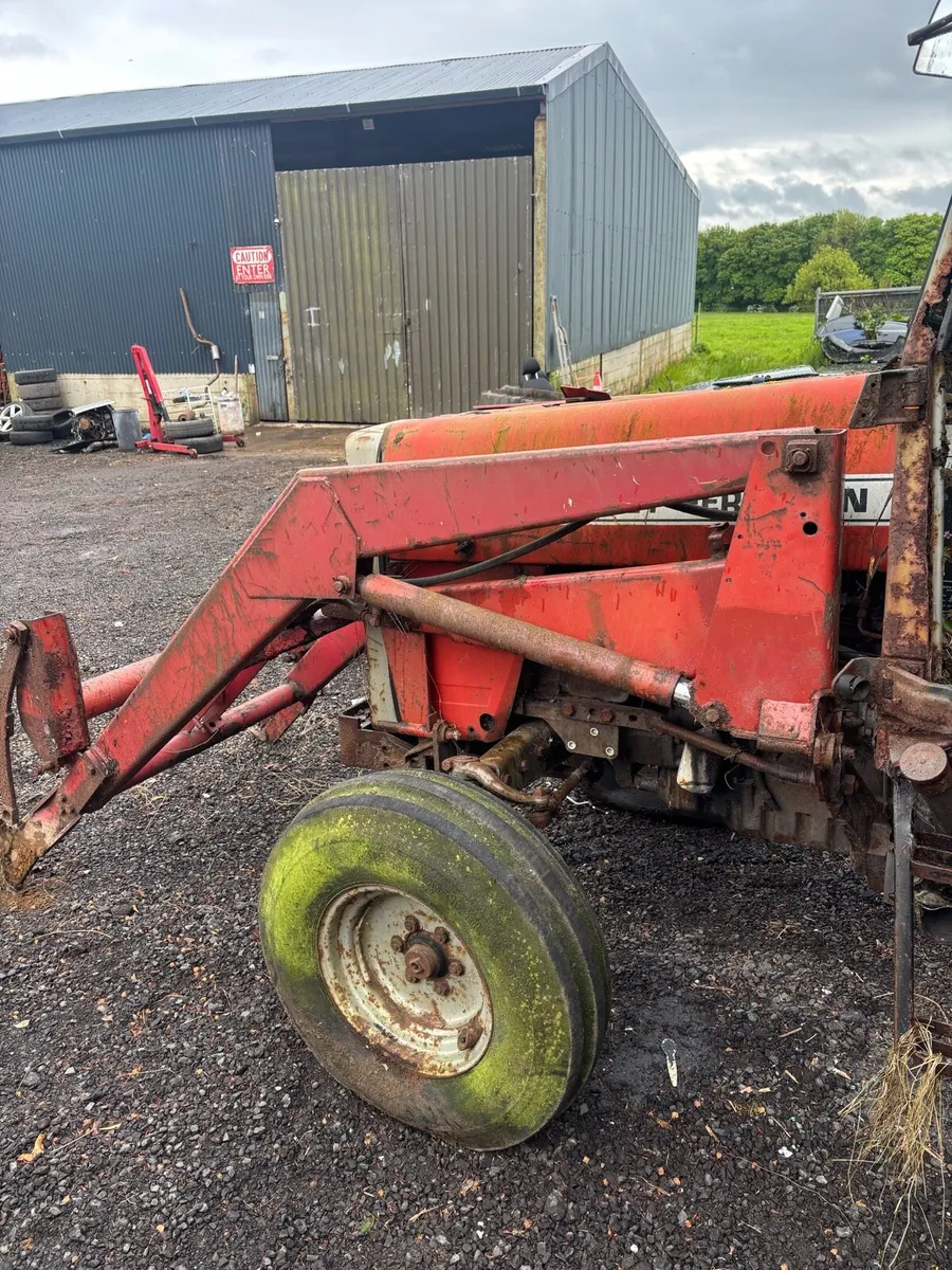 Front loader - Image 2