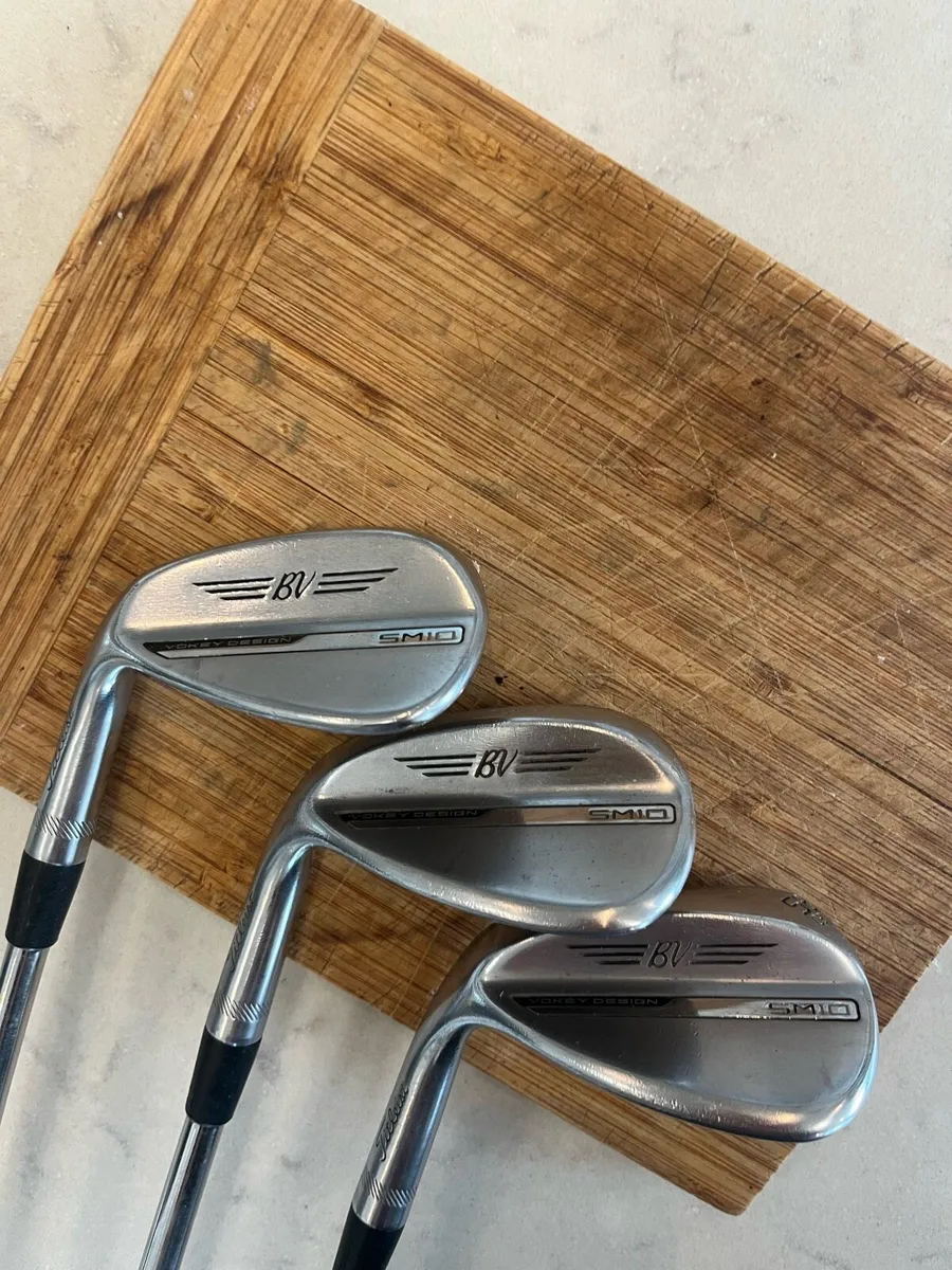 Left hand vokey sm10 wedges - Image 1