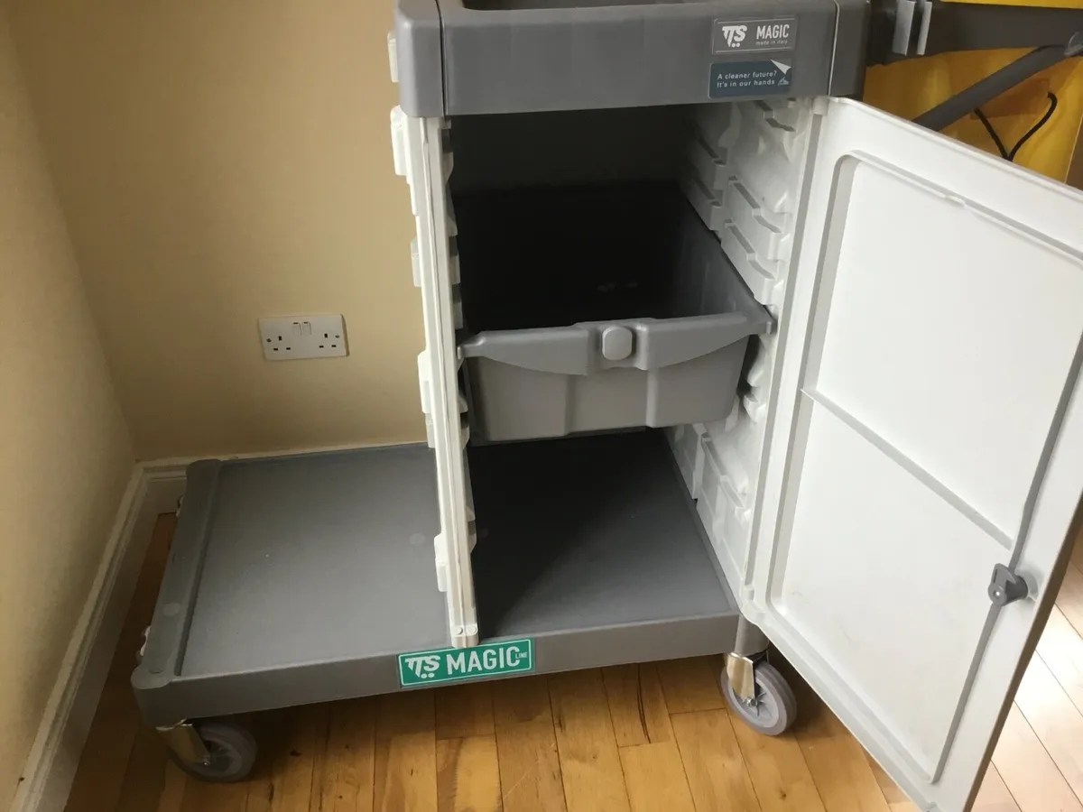 TTS MAGIC TROLLEY - Image 2