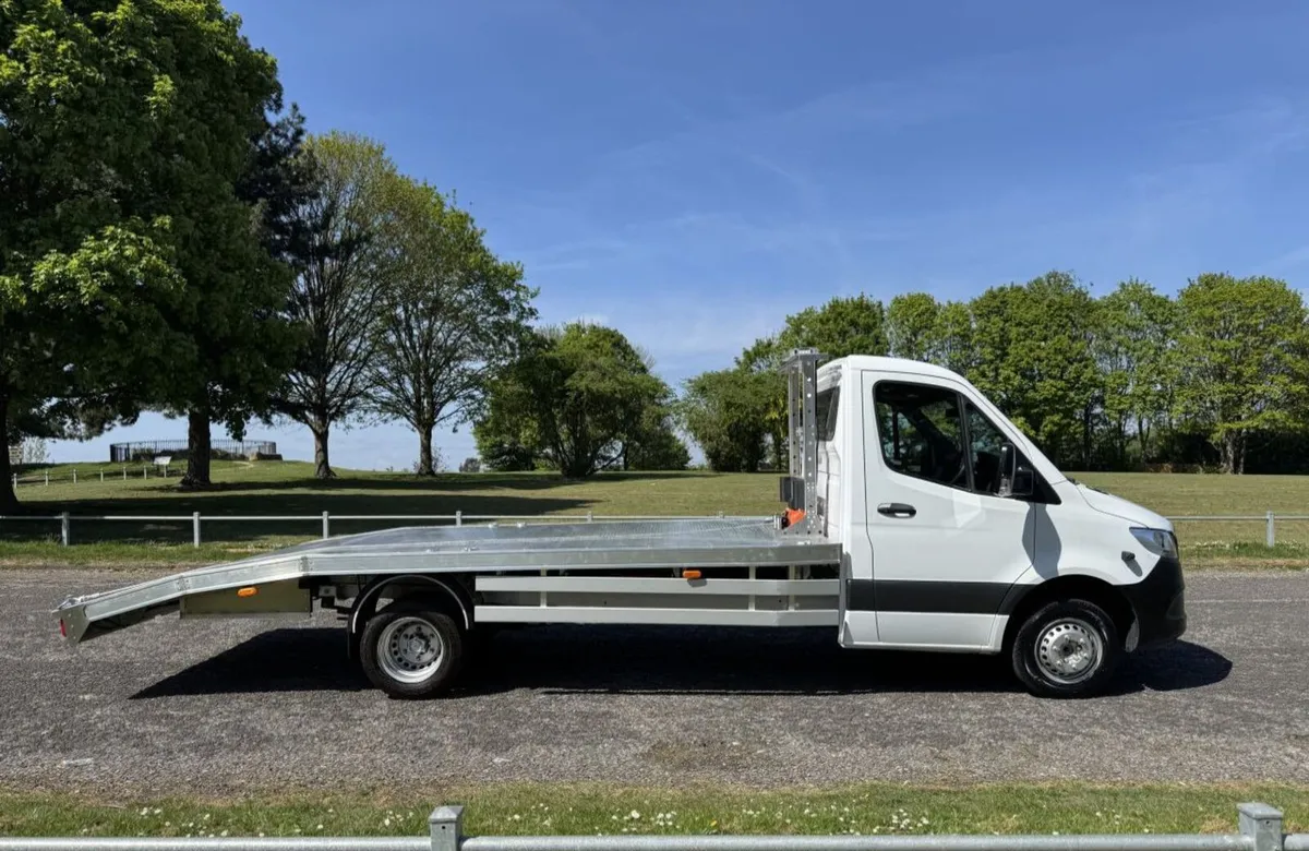 2021 Mercedes-Benz Sprinter Vehicle Transporter - Image 1