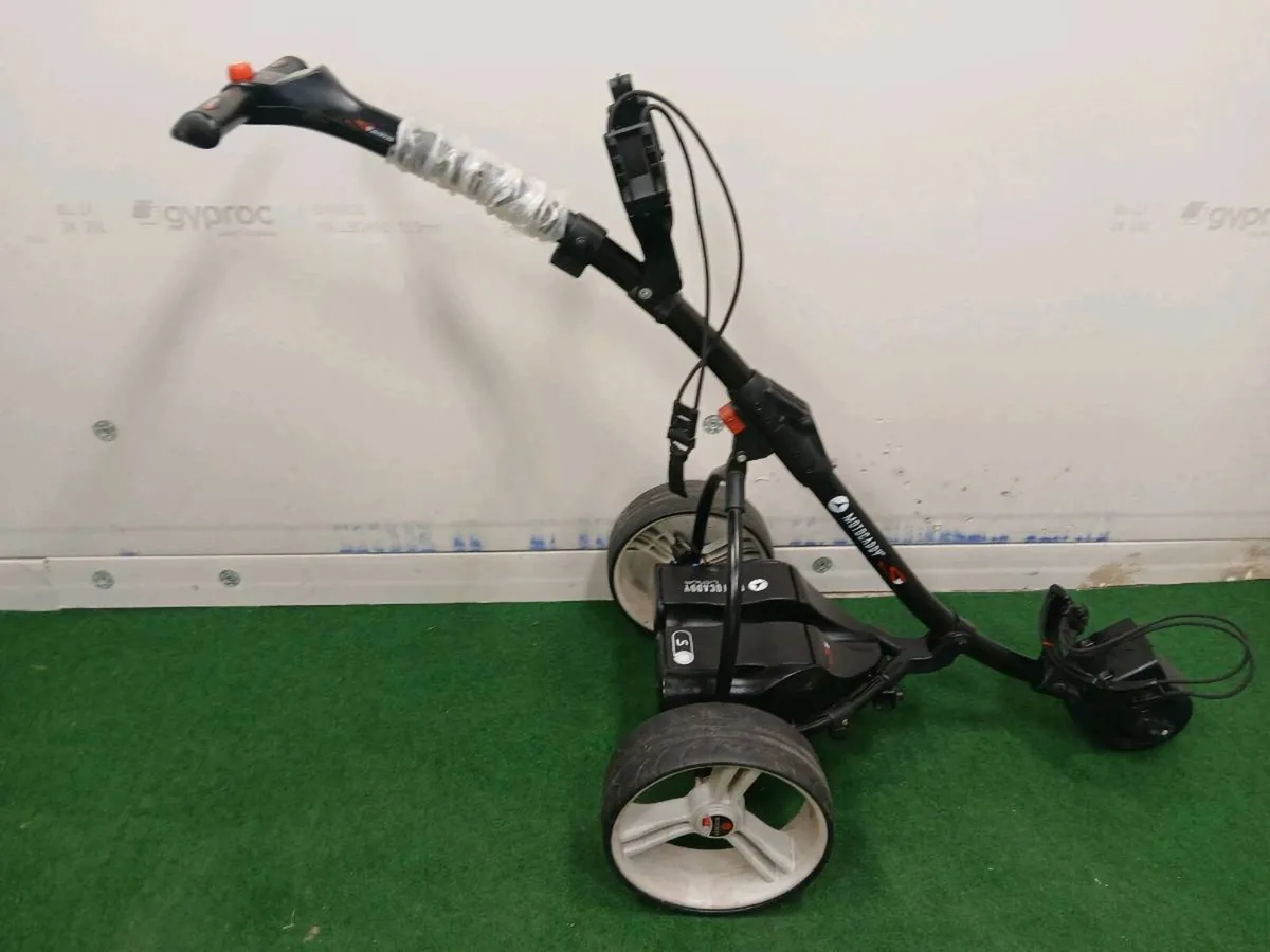Motocaddy S1 and 18 hole lithium battery - Image 2