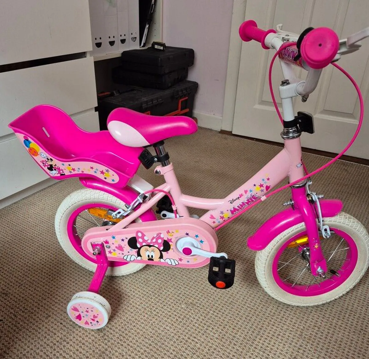 Minnie Mouse toddler bike - Image 2