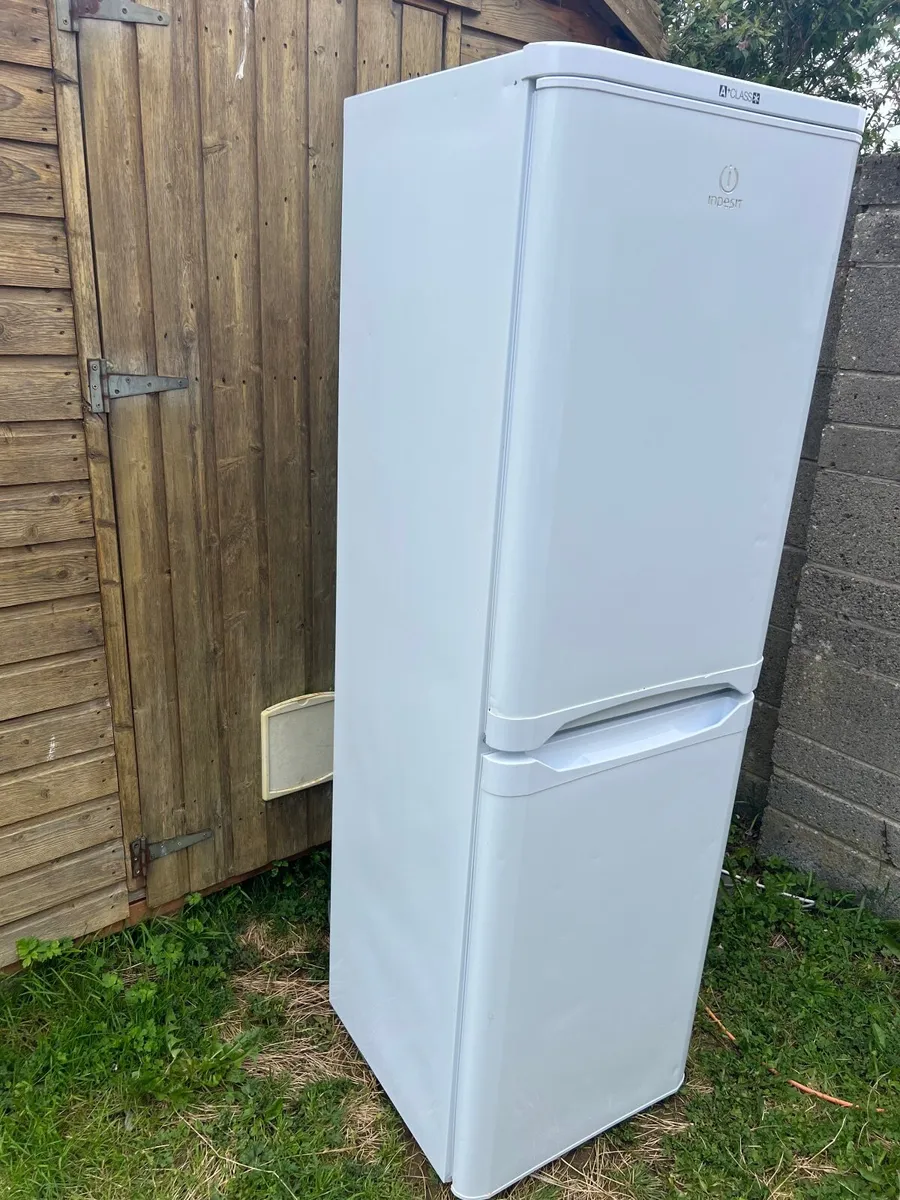 Fridge freezer - Image 2